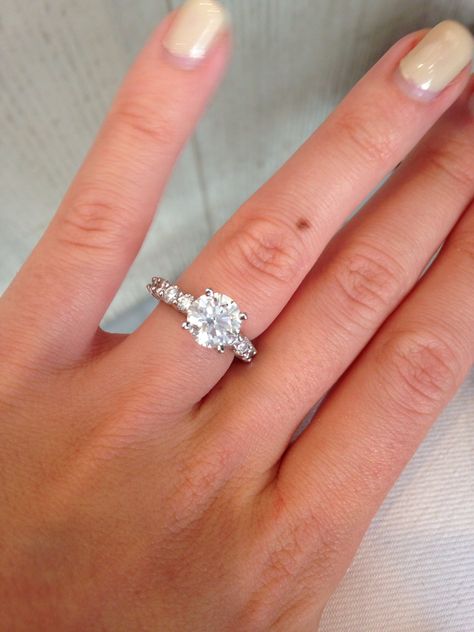 round engagement ring. large diamond band. beautiful ❤️ Circle Engagement Rings Thick Band, Round Engagement Ring Diamond Band, Silver Circle Engagement Rings, Circle Engagement Rings With Halo, Circle Rings Engagement, Circular Engagement Rings, Thick Diamond Band, Large Diamond Band, Circle Engagement Rings