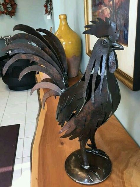 Rooster Sculpture, Metal Sculpture Wall Art, Recycled Metal Art, Metal Rooster, Welding Art Projects, Metal Yard Art, Metal Garden Art, Sculpture Metal, Junk Art