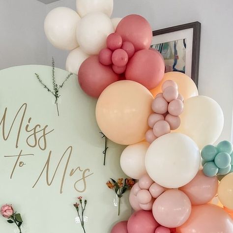 Presh • Wichita Balloon Design on Instagram: "A pretty little bloom 🌼🌷theme bridal shower" Wildflower Bridal Shower Balloons, Love In Bloom Balloon Arch, Love Is In Bloom Bridal Shower Backdrop, Bridal Shower Ideas Love Is In Bloom, Love Is Blooming Bridal Shower Theme Decorations, April Showers Bridal Shower Theme, Bridal Shower Love Is In Bloom, Love Is Blooming Bridal Shower Theme, Bridal Shower Floral Theme