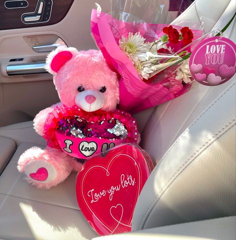 Valentines Teddy Bears Aesthetic, Flowers And Teddy Bear Gift Aesthetic, Valentine’s Day Bear, Teddy Bear Gift Girlfriend, Love Teddy Bear Heart, Teddy Bear For Girlfriend, Big Teddy Bears, Teddy Bear With Flowers, Teddy Bear Valentines Day