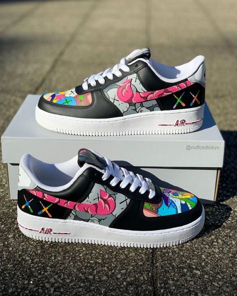 Costum Air Force 1, Customised Sneakers For Men, Kaws Custom Shoes, Nike Custom Shoes Air Force, Custom Nike Shoes Air Force, Air Force 1 Custom Ideas, Custom Air Force 1 Ideas, Customized Air Force 1, Custom Shoes Air Force