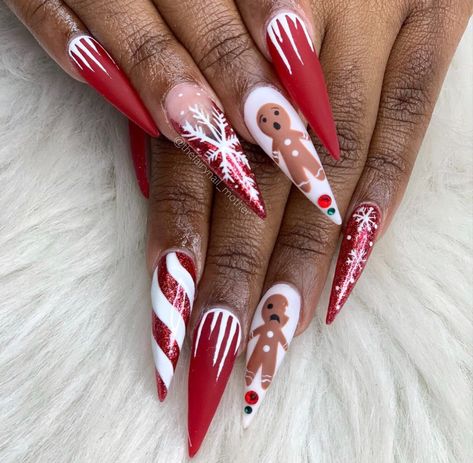 Snowflake Gingerbread, Santa Nails, Red Christmas Nails, Cute Short Nails, Red Acrylic Nails, Blue Acrylic Nails, Cute Christmas Nails, Winter Nails Acrylic, Nail Designs Valentines