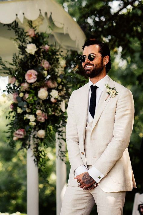 Groom in Cream Wedding Suit and Sunglasses Groom Suit Summer, Men Linen Suit, Preston Court Wedding, Linen Wedding Suit, Groom Tuxedo Wedding, Tuxedo Prom, Costume Beige, Summer Wedding Suits, Wedding Outfit For Boys