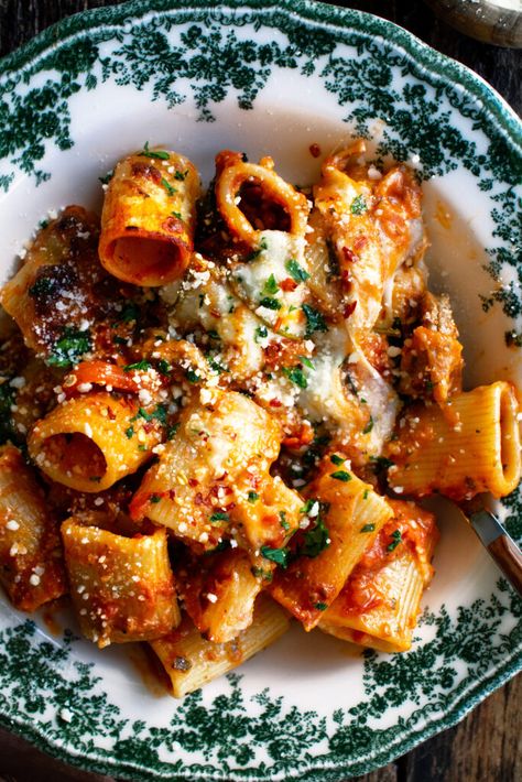 Red Pesto Pasta, Italian Sausage Spinach, The Original Dish, Sausage Spinach, Baked Rigatoni, Red Pesto, Pesto Pasta Recipes, Green Pesto, Nyt Cooking