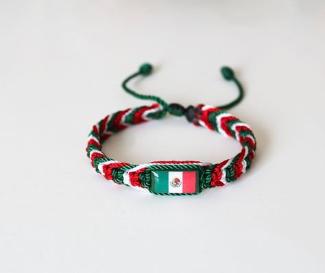 Mexico Flag Bracelets, Mexican String Bracelets, Mexican Bracelets Handmade, Mexico Bracelets, Mexican Bracelets, Flag Bracelet, Diy Bracelets With String, Popular Bracelets, Bracelets Collection