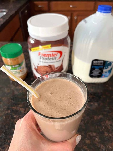 This Chocolate Peanut Butter Protein Shake is a delicious and easy way to fuel your day. Packed with rich chocolate flavor and creamy peanut butter, it's perfect as a breakfast, post-workout snack, or anytime treat. With simple ingredients and quick preparation, you'll have a satisfying and protein-packed shake in no time. Vanilla Peanut Butter Protein Shake, Premier Protein Chocolate Shake Recipes, Chocolate Premier Protein Powder Shake Recipes, Easy Chocolate Protein Shake, Smoothies With Chocolate Protein Powder, Oatmeal Shake Recipes, Chocolate Premier Protein Shake Recipes, Protein Powder Drink Recipes, Snickers Protein Shake