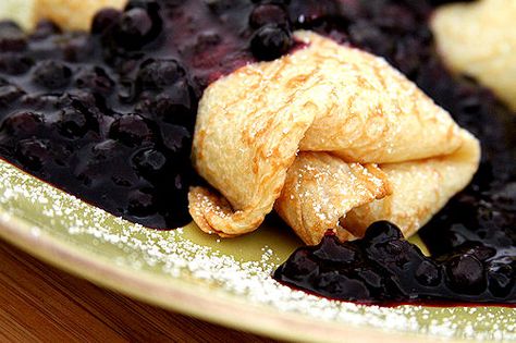 Blueberry Crepes, Blueberry Butter, Crepes Filling, Chocolate Crepes, Breakfast Crepes, Blueberry Compote, Lemon Filling, Crepe Recipes, Blueberry Recipes