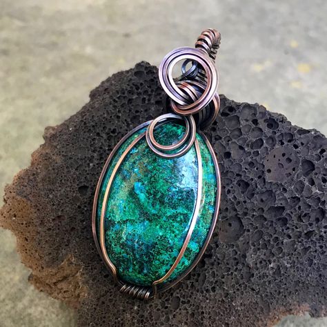 Chrysocolla Jewelry, Oxidized Copper, Stone Wrapping, Handmade Wire Wrapped, Handmade Jewelry Diy, Handmade Wire, Feel Pretty, Wire Wrapped, Wire Wrapping