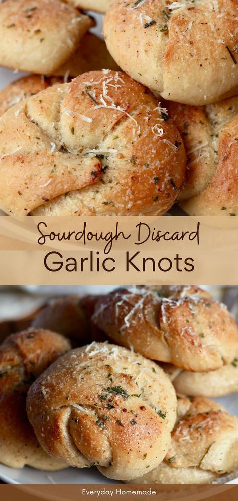 Sourdough Discard Garlic Knots, Garlic Knots No Yeast, Discard Garlic Knots, Discarded Sourdough Starter Recipes, Sourdough Garlic Knots, Easy Garlic Knots, Dough Starter Recipe, Homestead Projects, Sourdough Starter Discard