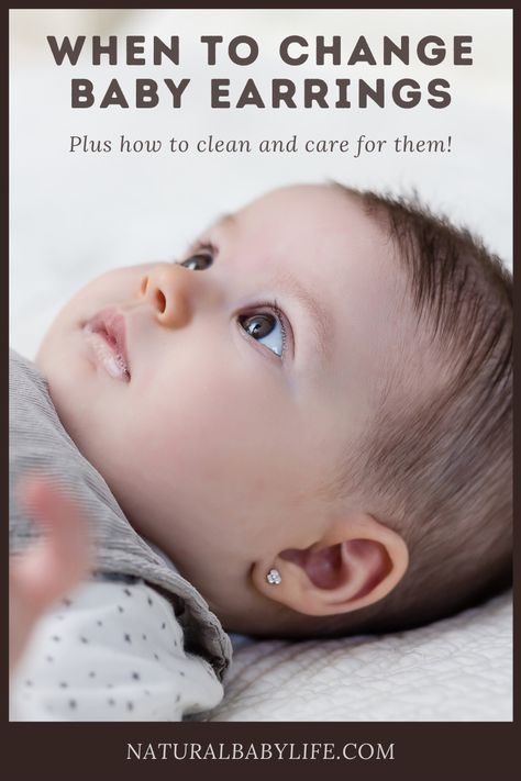 Whether or not you should pierce your baby's ears is up for debate amongst parents but those that choose to do it will likely wonder when to change their baby's earrings, how to do it, and other safety concerns that they should be aware of with earrings, in general.  If you are still considering getting your baby's ears pierced, read further for helpful information about how to care for the piercings and your baby afterward. Baby With Earrings, Infant Ear Piercing, Baby Earrings Infants, Gold Earrings For Baby Girl, Newborn Earrings, Infant Earrings, Earrings For Baby Girl, Aunt Stuff, Baby Ear Piercing