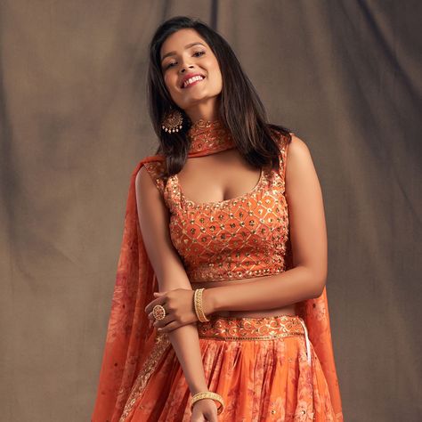 Orange vibe is here!!🧡 Try our flowerly twirls with burning orange flory lehnega choli with embroidery work blouse and matching organza dupatta!! SHOP NOW 🛍️ gotifab.com [orange lehengas, lehenga choli, Indian wedding dress, organza cholis, Indian lehenga for women, navratri chaniya choli] #indianweddingdress #orangedress #orangelehenga #lehengaforbride #gotifab #navratrichaniyacholi Orange Vibe, Lehenga For Women, Embroidery Work Blouse, Orange Lehenga, Dress Organza, Navratri Chaniya Choli, Wedding Dress Organza, Indian Lehenga, Organza Dupatta