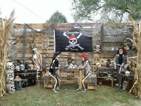 Pirates Theme Halloween Party, Pirate Themed Campsite, Skeleton Pirate Yard Decor, Pirate Themed Bar, Halloween Pirate Decorations Outdoor, Pirate Yard Decorations, Pirate Haunted House Ideas, Pirate Halloween Decorations Front Yards, Pirate Theme Halloween Party