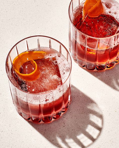 Negroni Sbagliato Recipe (3-Ingredient Italian Cocktail) | Kitchn Negroni Sbagliato, Bubble Bread, Italian Cocktails, Thanksgiving Cocktails, 3 Ingredient Recipes, Festive Cocktails, Vegan Sugar, Feel Good Food, Festive Drinks