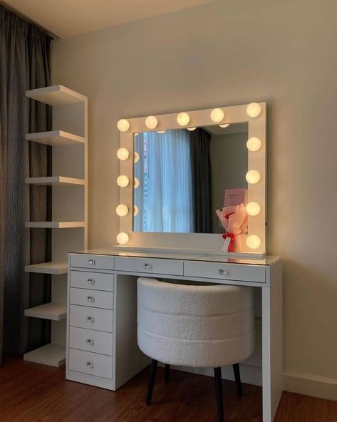 Thank you customer for purchasing 2 set of our combo set with trio lighting. Hope you’re happy with our product and service. Achieve your dream vanity today with VanityBeautysg and enjoy up to 15% off with just 50% deposit or with BNPL with Atome up to 6 months. Click the link in the bio not to miss this limited time offer and slot. Do take note during this period, our fabrication will take longer then usual due to my health issue. Only order if you’re comfortable with longer time period ... Vanity Desk Combo, Vanity And Desk Combo Ideas, Vanity Inspo, Dream Vanity, Bedroom Design Styles, Makeup Vanity Set, Small Room Design Bedroom, Home Hall Design, Luxury Room Bedroom