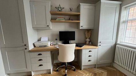 Small Home Office Ideas Uk, Howdens Office, Fitted Home Office Ideas, Box Room Office, Fitted Office Furniture, Guesthouse Ideas, Home Office Uk, Shaker Home, Pocket Office