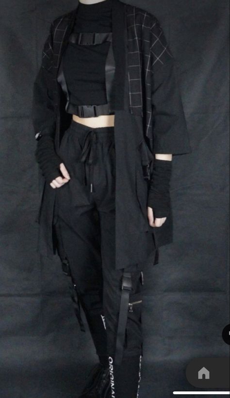 Warcore Aesthetic Outfit, Dark Techwear Aesthetic, Black Kimono Outfit Japanese, Cool Buissnes Outfit, Tech Wear Aesthetic Outfits, Edgy Dark Outfits, Tech Fashion Aesthetic, Black Techwear Women, Techwear Tank Top