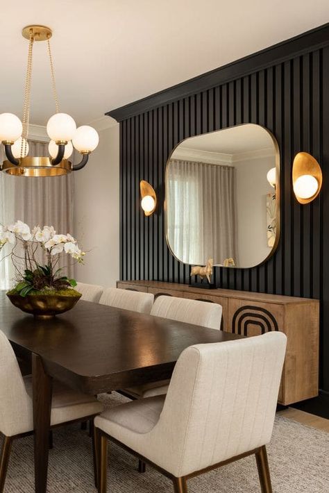 25 Inspiring Black Feature Wall Ideas For Your Modern Space Dining Room Feature Wall, Dining Room Accent Wall, Table With Chairs, Dining Room Accents, Dinning Room Design, Accent Walls In Living Room, Dining Room Interiors, The Dining Room, Dining Room Inspiration