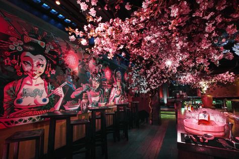 roka-reviw Japanese Restaurant Design, Sakura Season, Japanese Bar, Japan Cherry Blossom, Bar In Casa, Shochu, Japanese Whisky, Whiskey Bar, Cherry Blossom Season