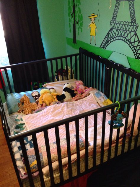 My twins could not stay out of each other's cribs so I made them 1 big crib! Zip Ties are awesome!! Adult Crib Bed, Agere Room, Twin Cribs, Lil Space, Baby Room Themes, Baby Wishlist, Baby Bouncer, Space Room, Kids' Bed