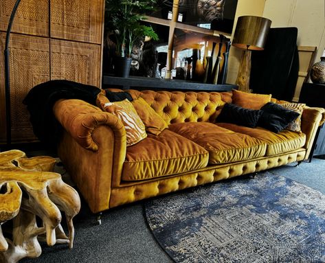 Chesterfield XL 320cm en 120cm diep in adore 132 gold direct leverbaar! Chesterfield Bank, Gold, On Instagram, Instagram