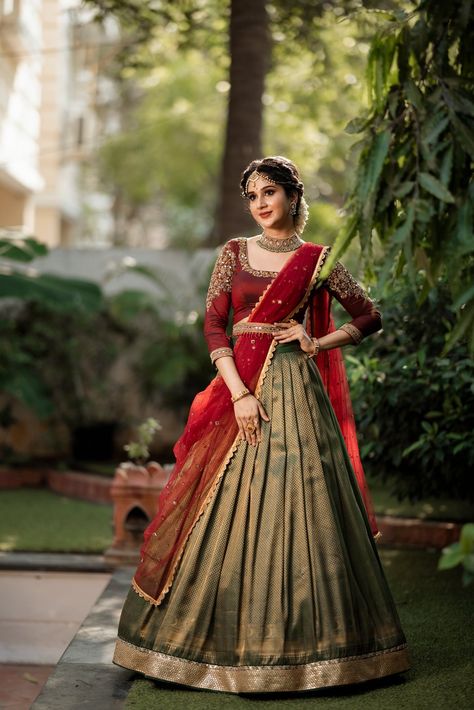 Maroon Half Saree, Traditional Half Saree Designs, Half Saree Set, Traditional Half Saree, Pink Half Sarees, Red Pleated Skirt, Green Pleated Skirt, Lehenga Saree Design, Simple Lehenga