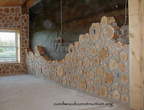 Cordwood Homes, Transférer Des Photos, Cord Wood, Thermal Mass, Fiberglass Insulation, Wood Building, Arched Doors, Cob House, Natural Building