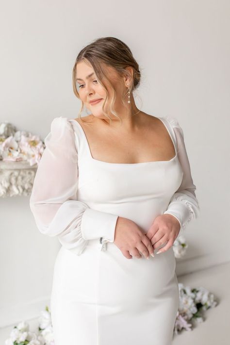 Square Neckline Plus Size Wedding Dress, Civil Wedding Plus Size Dress, White Minimalist Wedding Dress, Short Curvy Wedding Dress, Plus Size Square Neck Wedding Dress, Square Neck Plus Size Wedding Dress, Plus Size Plain Wedding Dress, Long Sleeve Curvy Wedding Dress, Plus Size Wedding Dresses With Sleeves Simple