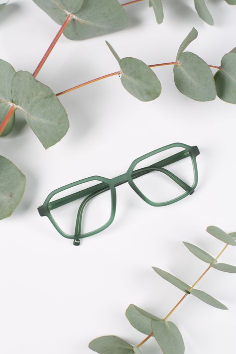 Eye Glasses Photography Ideas, Eyewear Product Photography, Eyewear Photography Ideas, Glasses Photography Ideas, Glasses Product Photography, Sunglasses Photography Ideas, Optical Photography, Eyeglasses Photography, Sunglass Photography