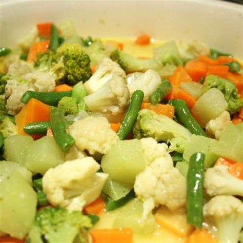 panalo to para sa mga kids mo na favorite ang vegetables na ulam...kase healthy food talaga... Mixed Vegetable Recipes, Panlasang Pinoy Recipe, Mix Vegetable Recipe, Panlasang Pinoy, Buttered Vegetables, Recipes Vegetables, Pinoy Recipes, Food Recipes Vegetarian, Boiled Vegetables