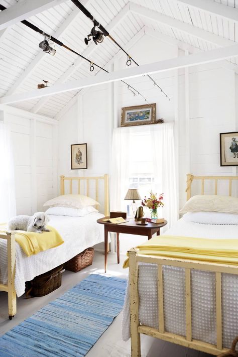 Martha's Vineyard Beach Cottage · Cozy Little House Marthas Vineyard Cottages, Summer Bedroom Decor, Simple Cottage, Summer Bedroom, Maine Cottage, White Linen Bedding, One Home, Cottage Interior, Cottage Bedroom