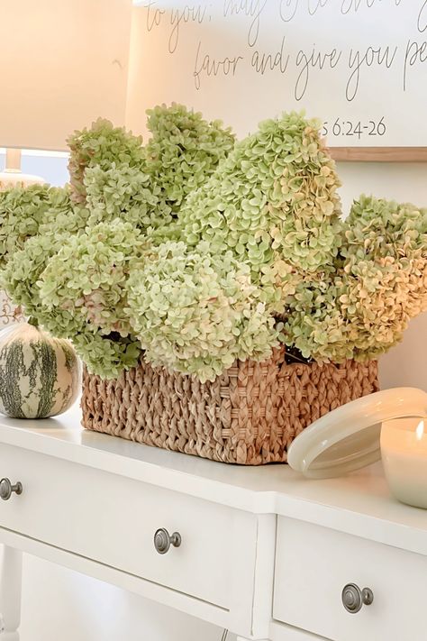 Learn how to dry hydrangeas the easy way and preserve their beauty for year-round decor. Enjoy stunning blooms long after summer has passed. How To Dry Gourds, Transitional Home Decor Ideas, Natural Fall Decor, White Buffet, Books And Coffee, Easy Fall Decor, Dried Hydrangeas, Transitional Home Decor, Fall Arrangements