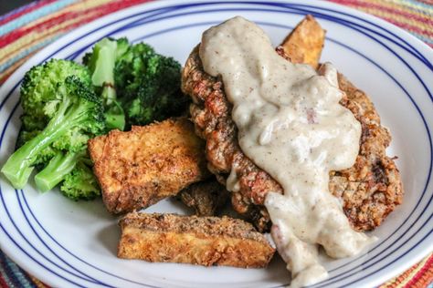 Air Fryer Country Fried Steak-86 Air Fryer Country Fried Steak, Steak In Air Fryer, Buttery Mashed Potatoes, Country Fried Steak, Country Fried, Air Fryer Oven Recipes, Fried Steak, Airfryer Recipes, Air Fry Recipes