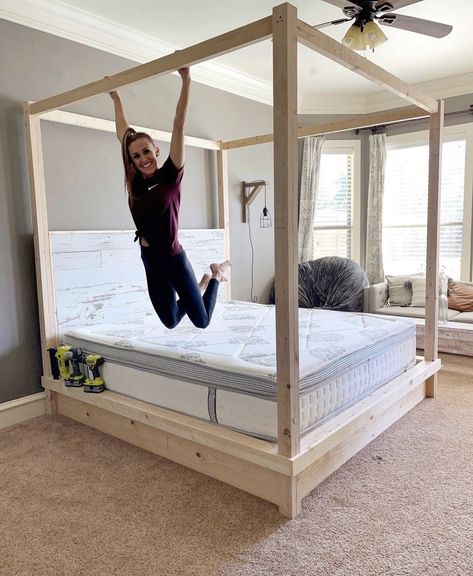 Wood Canopy Bed Frame, Diy King Canopy Bed Frame, Wood Canopy Bed Ideas, Diy Canopy Bed Frame, Diy Canopy Bed, Diy Bed Frame Plans, Post Bed Frame, Diy King Bed, Diy King Bed Frame