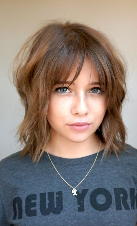 Hair With Bangs And Layers, Renew Yourself, Layered Short, Bad Energy, Bob Hairstyles For Fine Hair, Shirt Hair, Short Straight Hair, Short Hair With Bangs, Short Bob Hairstyles