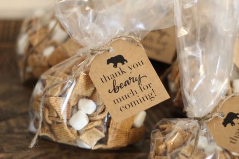 Party Favors Woodland Theme, Teddy Bear Party Favors Ideas, Woodland Birthday Party Favors, Bear Party Favor Ideas, Woodland Themed Party Favors, First Birthday Boy Teddy Bear Theme, Baby Bear First Birthday Boy, Woodland Baby Shower Party Favors, Woodland Bear Baby Shower Theme