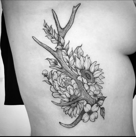 Floral Deer Antler Tattoo, Antler Arm Tattoo, Antler Flower Tattoo, Deer Antler Tattoo With Flowers, Elk Antler Tattoo, Country Tats, Deer Antler Tattoos, Deer Antler Tattoo, Tattoos Western