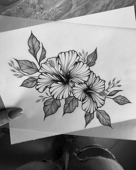 Hibiscus Flower Tattoo, Hur Man Ritar Blommor, Hibiscus Flower Drawing, Plumeria Tattoo, Hibiscus Flower Tattoos, Hibiscus Tattoo, Flower Tattoo Shoulder, Gladioli, Inspiration Tattoos