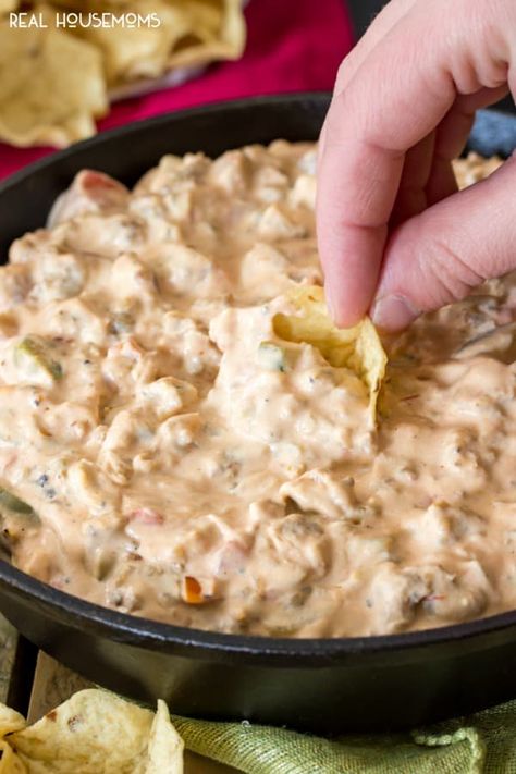 Princess Recipes, Sausage Cream Cheese Dip, Cheeseburger Dip, Sausage Cream Cheese, Cream Cheese Recipes Dip, Cheese Dips, Sausage Dip, Group Food, Delicious Dips