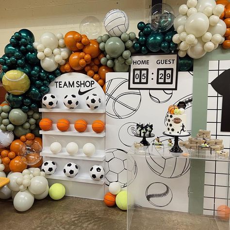 Sports Jersey Themed Party, Double Header Birthday Party, Three Agent Sports Birthday, Sport Balloon Garland, Grand Slam Birthday Party, Mickey Mouse Sports Birthday Party Ideas, Sports Bar Theme Party, Sports Theme Pool Party, Sports Birthday Decorations