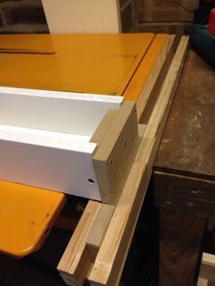 Finishing Up Table Saw Station, Craftsman Table Saw, Fence Diy, Table Saw Workbench, Saw Table, Best Table Saw, Table Saw Fence, Table Saw Stand, Table Saw Jigs