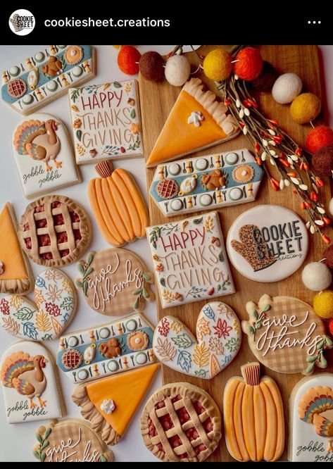 Fall Plaque Cookies, Shopping Cookies Decorated, Happy Thanksgiving Sugar Cookies, Unique Decorated Cookies, Pumpkin Birthday Cookies Decorated, Thanksgiving Cookies Turkey, Thanksgiving Cookie Platter Decorated, Thanksgiving Cookies For Teachers, Thanksgiving Themed Sugar Cookies