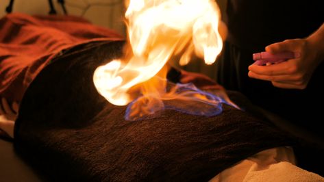 Chinese fire massage and therapy Stock Footage #AD ,#massage#fire#Chinese#Footage Therapeutic Art, Holistic Care, Body Balance, Traditional Chinese Medicine, Holistic Wellness, Chinese Medicine, Meditation Music, Bubble Bath, Holistic Healing