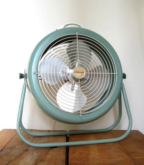 Retro Floor Fans - Foter Contemporary Fan, Vintage Fan, Floor Fans, Loft Ideas, Old Fan, Retro Fan, Vintage Fans, Work Room, Fan Design