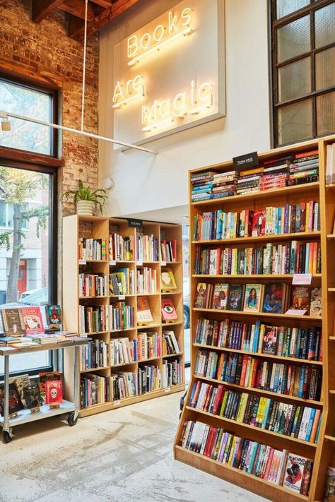 Bookstores Owned by Famous Authors Unique Bookstore Ideas, Small Bookstore Aesthetic, Bookstore Cafe Aesthetic, Bookstore Interior Design, Bookstore Display, Bookstore Interior, Emma Straub, Cozy Bookstore, Rocky Mount North Carolina