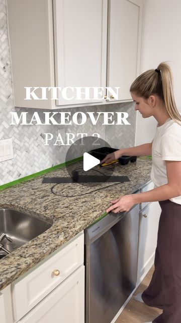 Sammie | diy & furniture flips on Instagram: "Painting my kitchen countertops 🤯 Pt. 2 of the 7-Day Kitchen Makoever #ad   Our granite counters were outdated and you could never tell when they were dirty, which drove me nuts! I used this @rustoleum countertop kit to completely transform my kitchen counters in just a day! What do you think?    I was super skeptical after the first coat but the 2nd and 3rd sealed the deal for me 🤌🏼    Comment “KITCHEN” and I’ll send you the link to everything I used in this makeover, or you can find all inked in my bio! Come back tomorrow for PART 3 where we’re painting my fridge, along with the FINAL REVEAL 🤪   #doy #RustoleumPartner #homedesign #kitchenmakeover #renovation #homehack #diyhack" Refinishing Countertops Diy, Painted Countertops Diy, Painted Granite Countertops, Kitchen Counter Diy, Painting Kitchen Counters, Rustoleum Countertop, Countertop Refinishing Kit, Countertop Redo, Countertop Remodel