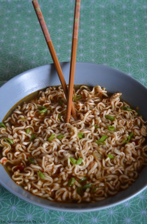 On a testé pour vous - Les nouilles instantanées Savory Foods, Food Trends, Asian Food, Korean Food, Savoury Food, Asian Recipes, Ramen, Jade, Nutrition