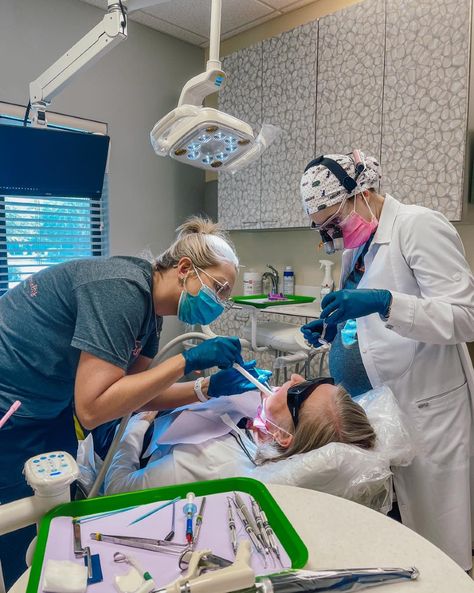 ✨"You can do anything, but not everything." Dentists have to take care of their teeth, too. When they need a filling or even a cleaning, teamwork makes the dream work 💕 Dr. Samant swapped her usual doctor's chair for the patient chair recently and had some restoration work done by Dr. Pendas with assistance from Kayla! The idea of going to the dentist can be scary, but let this be your reminder that even dentists have to see a dentist, and if they can do it, so can you! 🦷 💗 Now -- have yo... Going To The Dentist, Teamwork Makes The Dream Work, The Dentist, You Can Do Anything, The Patient, 2025 Vision, Teamwork, Do Anything, Take Care