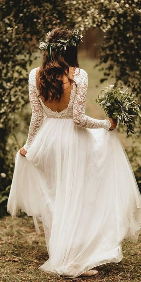 Beautiful boohoo lace bridal gown Boho Wedding Dress With Sleeves, Gowns Simple, Wedding Dresses Hippie, Open Back Wedding Dress, Wedding Dress Guide, Hippie Wedding, Celebrity Wedding, Sophisticated Bride, Back Wedding Dress