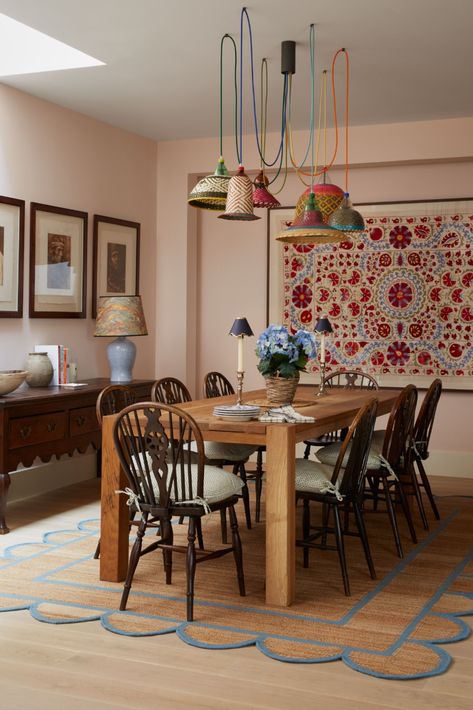 Adobe Dining Room, Dining Room Anthropologie, Dining Chairs Eclectic, Anthropologie Home Dining Room, Tapestry Dining Room, No Window Dining Room, Thrifted Dining Room, London Dining Room, Eclectic Dining Room Ideas