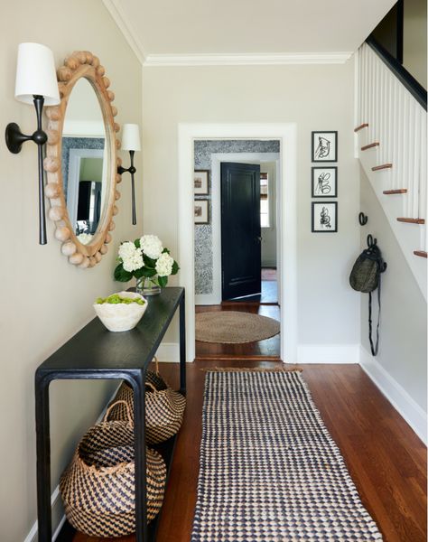 Hallway Lighting Ideas for your Home Hallway Photo Gallery, Hallway Picture Ideas, Hallway Lighting Ideas, Hallway Design Ideas, Hallway Pictures, Bright Artwork, Narrow Shelves, Hallway Design, Hallway Storage